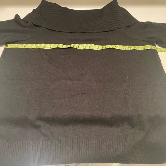 NWT NAADAM Cashmere Off The Shoulder Sweater - Picture 7 of 11